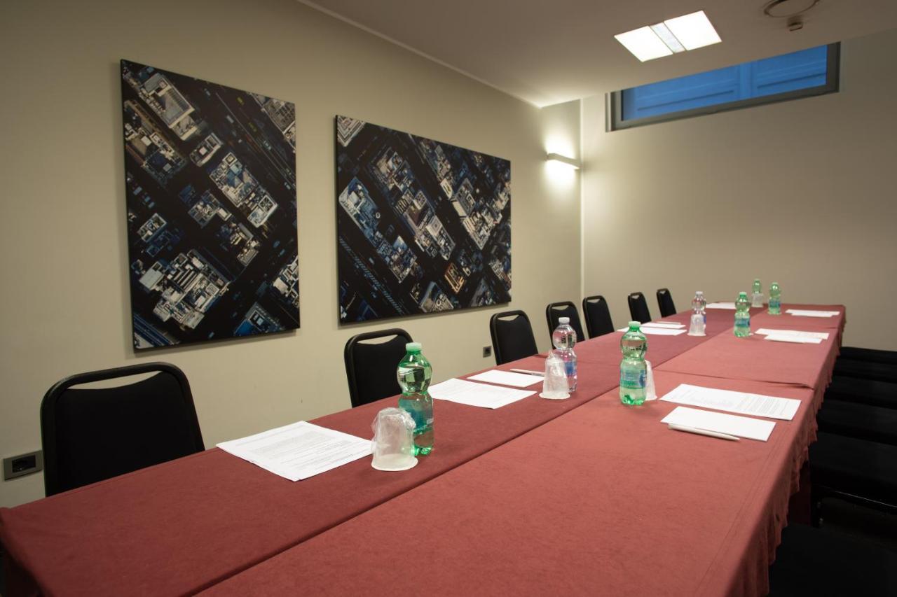 Best Western Plus Hotel Monza e Brianza Palace Cinisello Balsamo Esterno foto