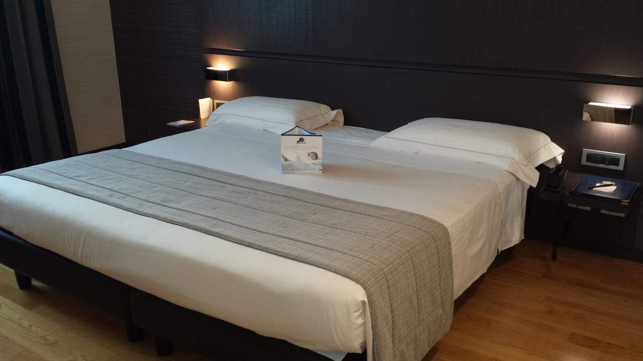 Best Western Plus Hotel Monza e Brianza Palace Cinisello Balsamo Esterno foto